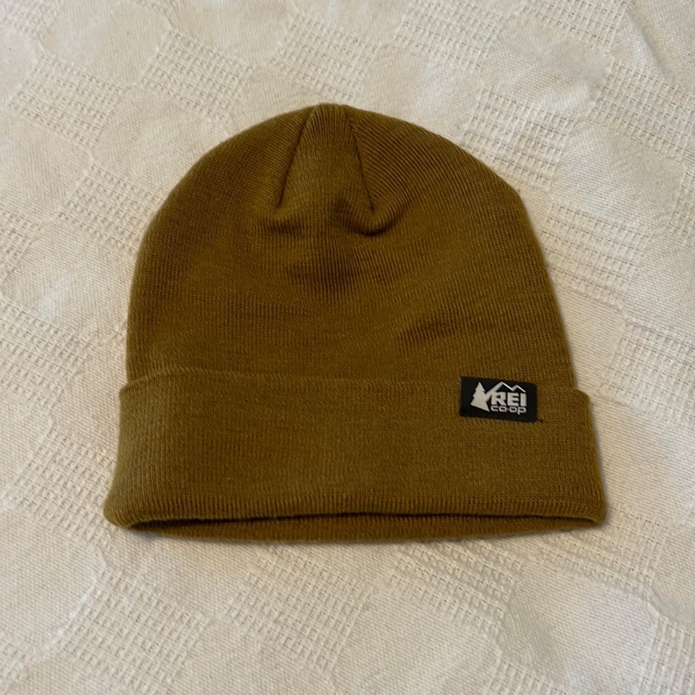 REI beanie